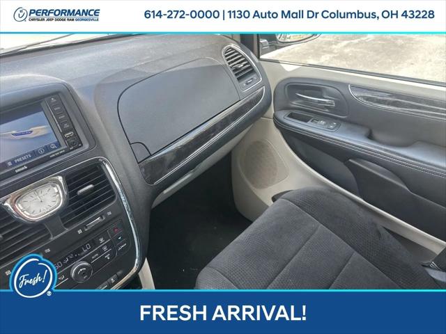 2012 Chrysler Town & Country Touring