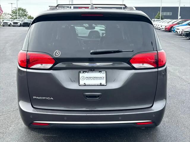 2018 Chrysler Pacifica Touring L Plus