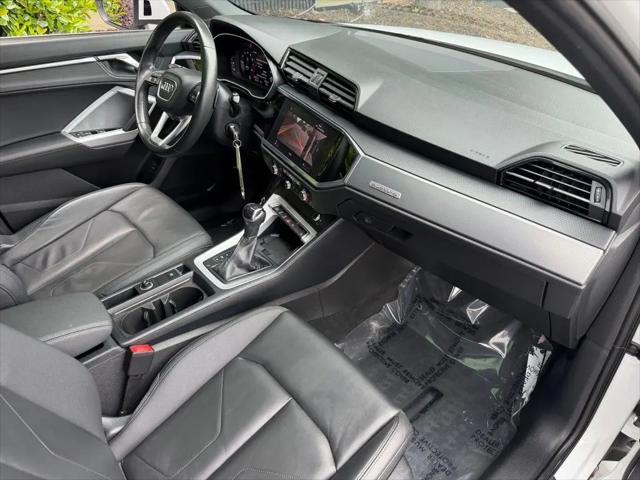 2022 Audi Q3 Premium Plus 45 TFSI S line quattro Tiptronic