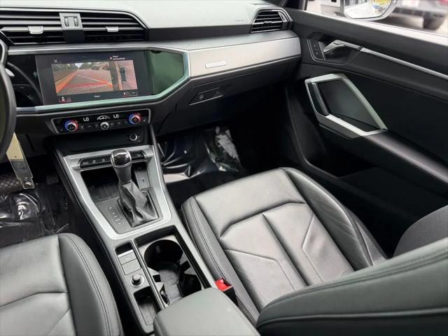 2022 Audi Q3 Premium Plus 45 TFSI S line quattro Tiptronic