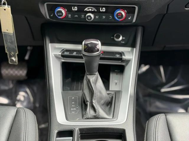 2022 Audi Q3 Premium Plus 45 TFSI S line quattro Tiptronic