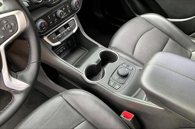 2024 GMC Terrain AWD SLT