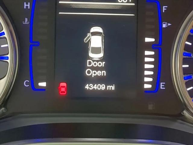2016 Chrysler 200 Limited Platinum