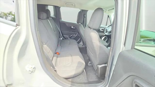 2020 Jeep Renegade Latitude FWD