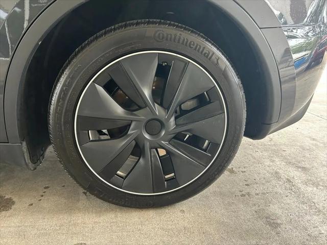 2024 Tesla Model Y Long Range Single Motor Rear-Wheel Drive