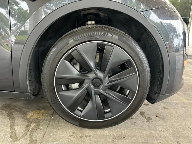 2024 Tesla Model Y Long Range Single Motor Rear-Wheel Drive