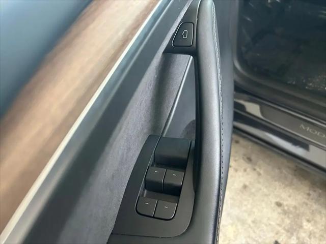 2024 Tesla Model Y Long Range Single Motor Rear-Wheel Drive