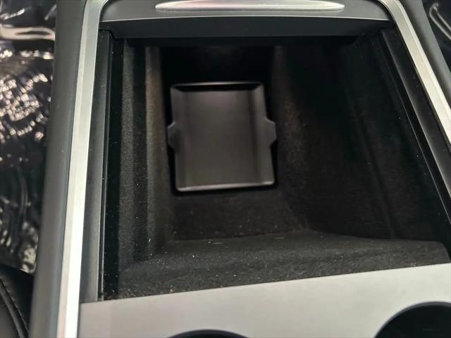 2024 Tesla Model Y Long Range Single Motor Rear-Wheel Drive