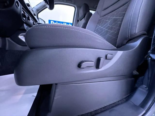 2025 Nissan Frontier Crew Cab SV 4x4