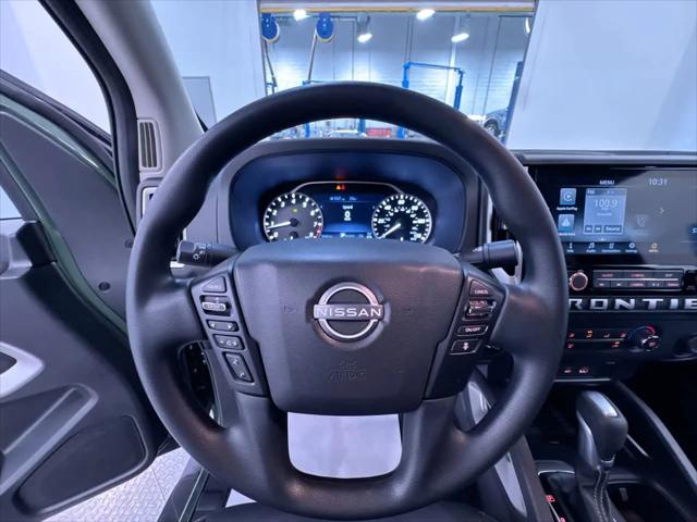 2025 Nissan Frontier Crew Cab SV 4x4