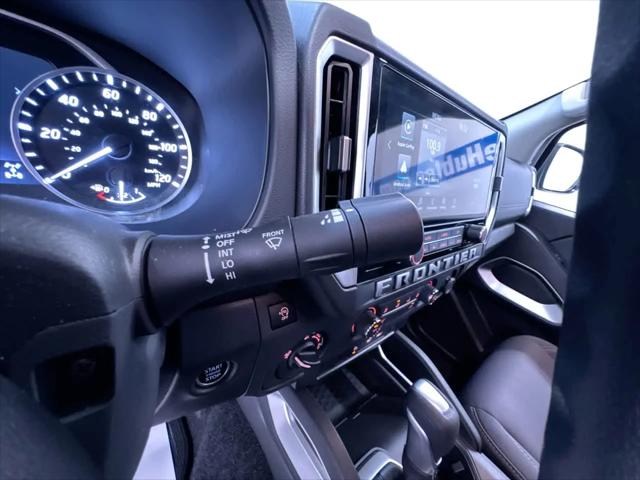 2025 Nissan Frontier Crew Cab SV 4x4