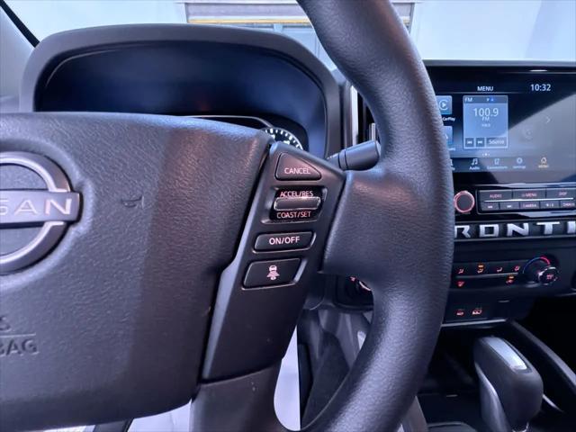 2025 Nissan Frontier Crew Cab SV 4x4