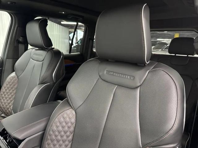 2025 Jeep Grand Cherokee Summit Reserve 4x4