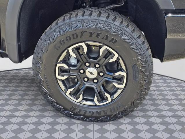 2026 Chevrolet Silverado 1500 4WD Crew Cab Short Bed ZR2