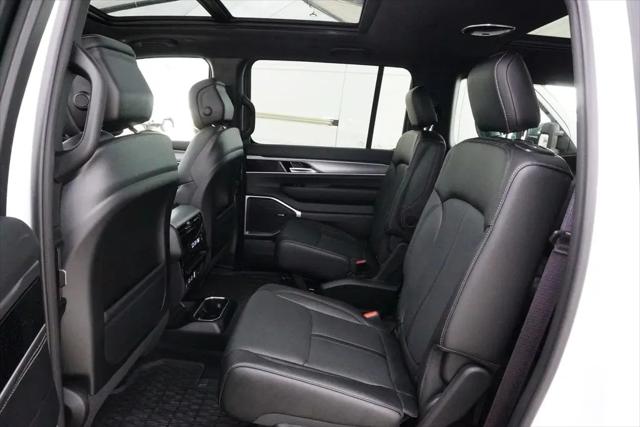 2026 Jeep Grand Wagoneer Upland 4x4