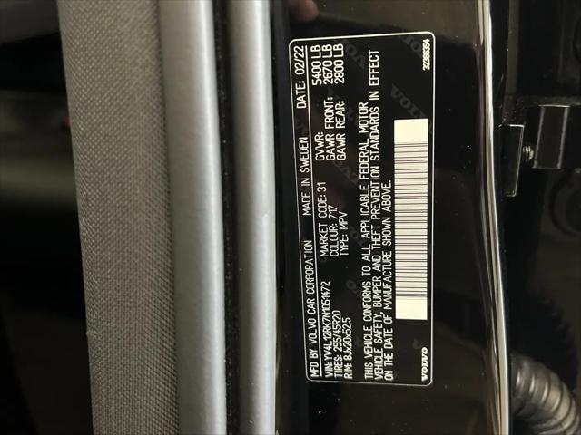 2022 Volvo XC60 B5 Momentum