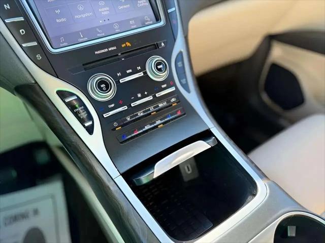 2019 Lincoln Nautilus Reserve