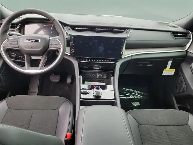 2026 Jeep Grand Cherokee L Altitude 4x4