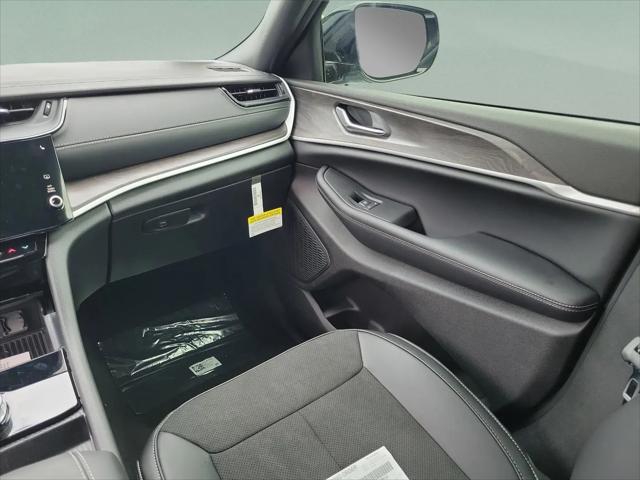 2026 Jeep Grand Cherokee L Altitude 4x4