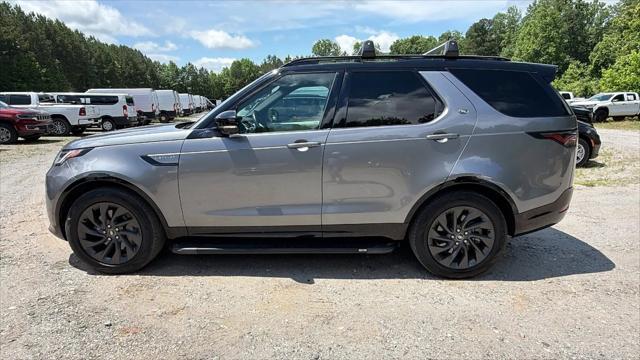 2023 Land Rover Discovery P300 S R-Dynamic