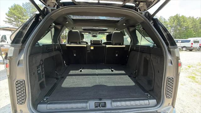 2023 Land Rover Discovery P300 S R-Dynamic