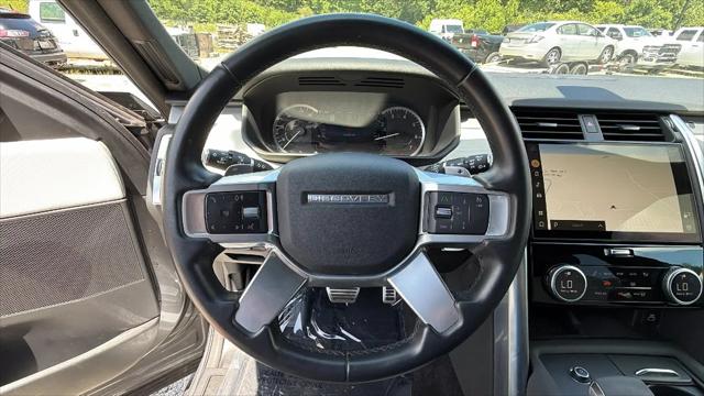 2023 Land Rover Discovery P300 S R-Dynamic