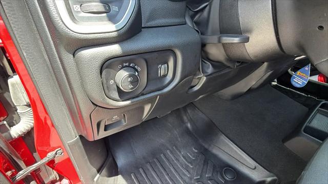 2023 Ram 1500 Big Horn Crew Cab 4x2 5'7" Box