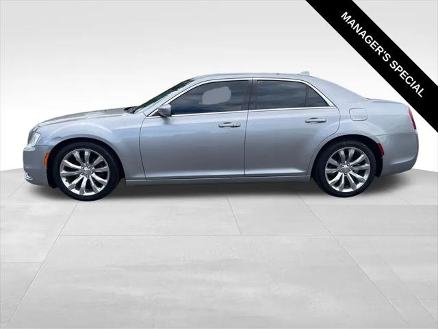 2017 Chrysler 300 Limited
