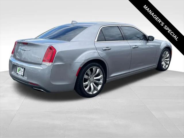 2017 Chrysler 300 Limited