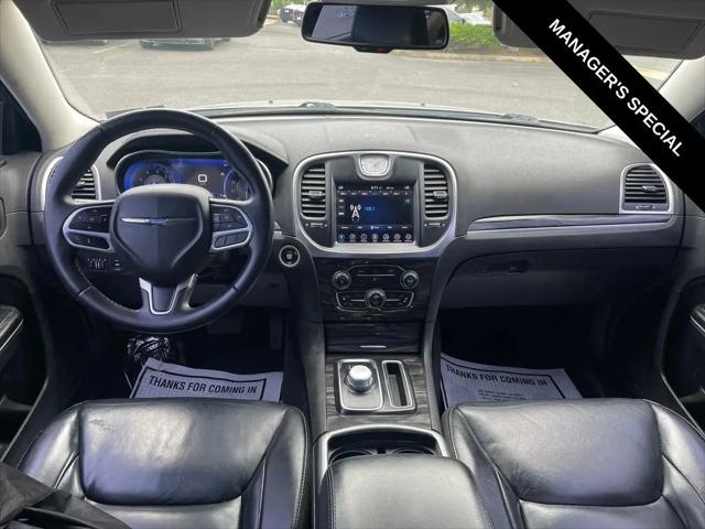 2017 Chrysler 300 Limited