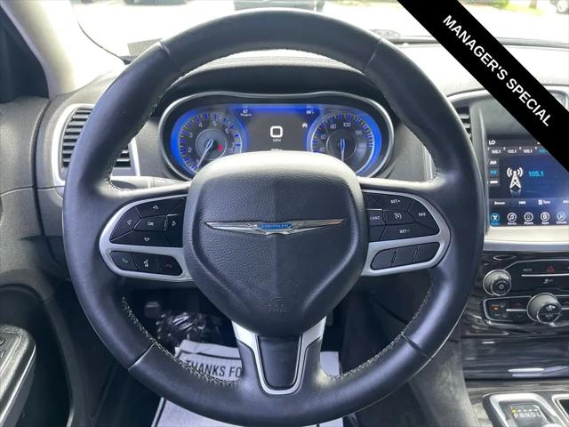2017 Chrysler 300 Limited