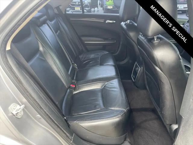 2017 Chrysler 300 Limited