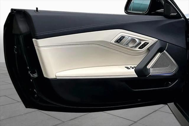 2025 BMW Z4 M40i