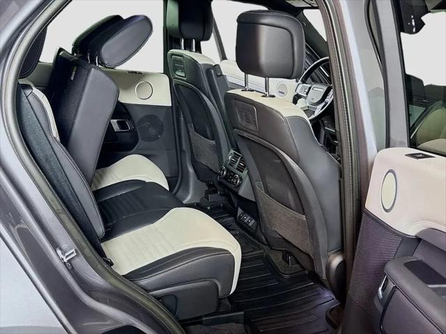2023 Land Rover Discovery P300 S R-Dynamic