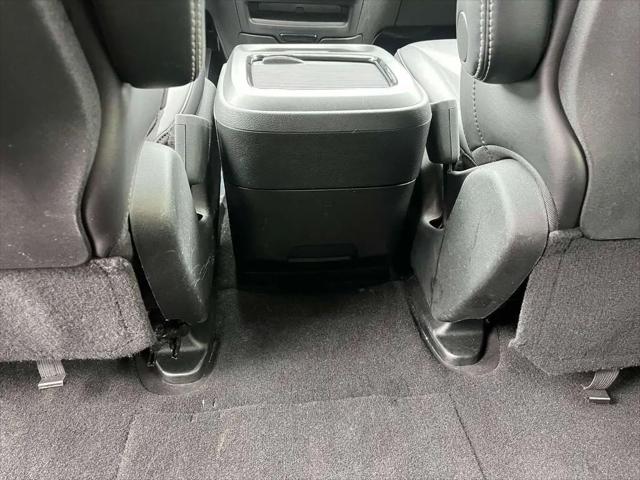 2024 Chrysler Pacifica Hybrid S Appearance Pkg