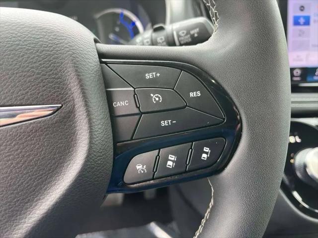 2024 Chrysler Pacifica Hybrid S Appearance Pkg