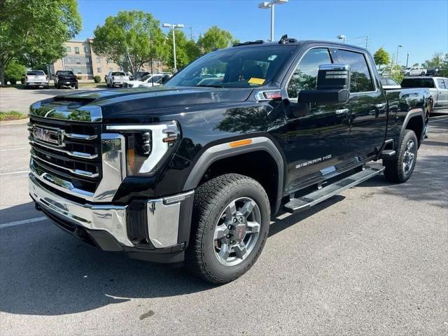 2025 GMC Sierra 2500HD 4WD Crew Cab Standard Bed SLT