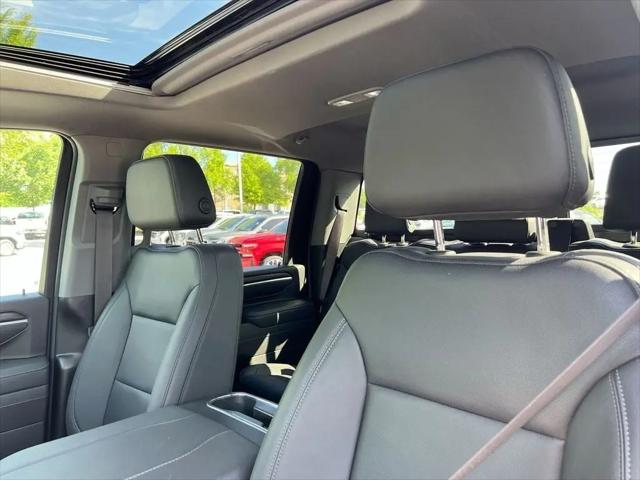 2025 GMC Sierra 2500HD 4WD Crew Cab Standard Bed SLT
