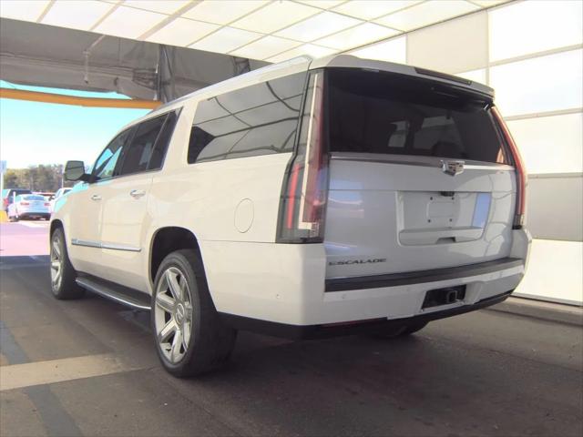 2018 Cadillac Escalade ESV Luxury