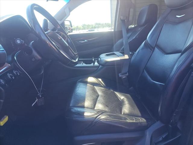 2018 Cadillac Escalade ESV Luxury