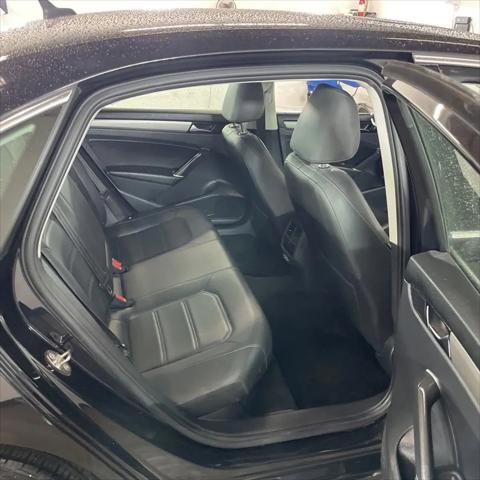 2021 Volkswagen Passat 2.0T SE