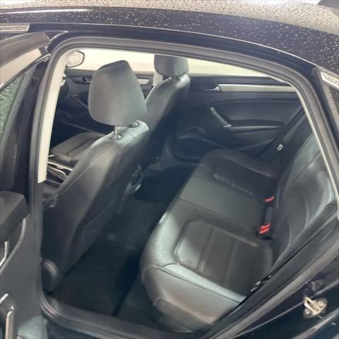 2021 Volkswagen Passat 2.0T SE