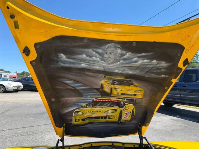 2005 Chevrolet Corvette Base