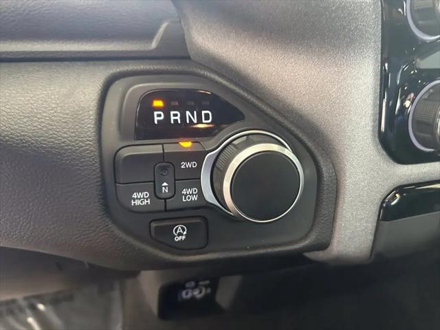 2025 Ram 1500 Tradesman Quad Cab 4x4 64 Box