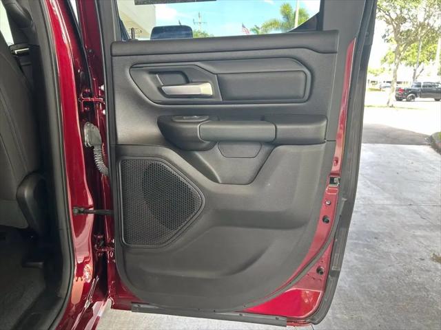 2025 Ram 1500 Tradesman Quad Cab 4x4 64 Box