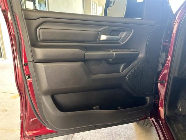 2025 Ram 1500 Tradesman Quad Cab 4x4 64 Box