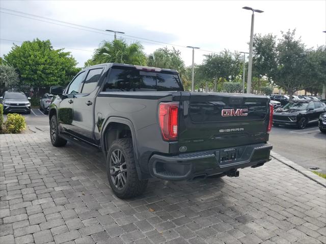 2022 GMC Sierra 1500 Limited 4WD Crew Cab Short Box AT4