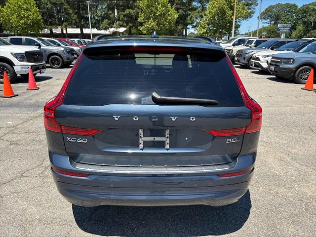 2022 Volvo XC60 B5 Momentum