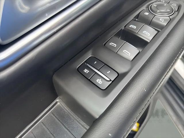2023 Chevrolet Suburban 2WD Premier