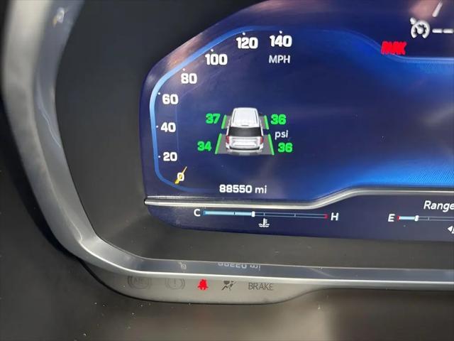 2023 Chevrolet Suburban 2WD Premier